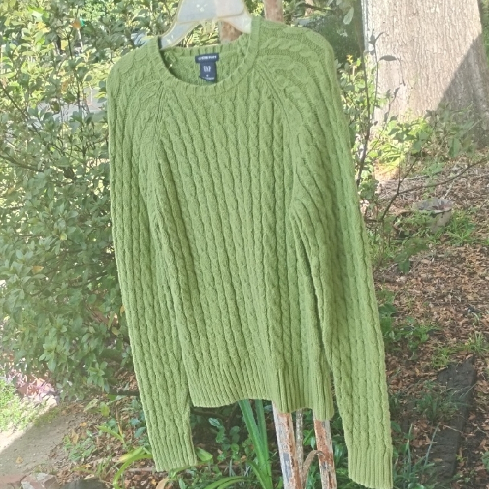 GAP Olive Cable Knit Pullover